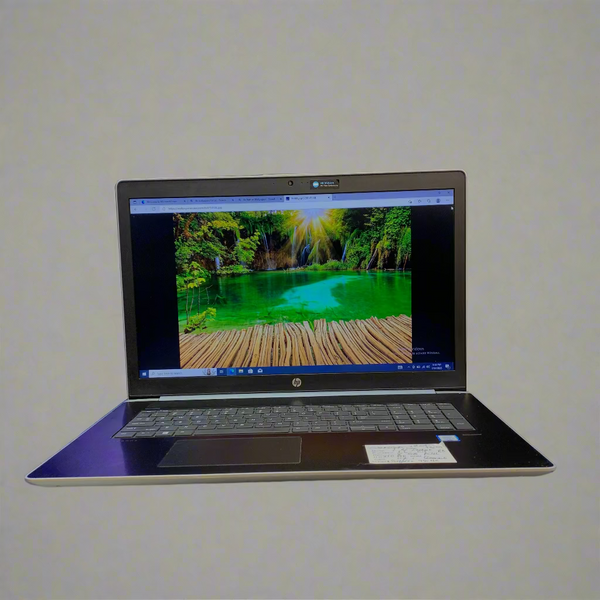 HP 470 G5 – Core i5, 17.3″ FHD, 8GB RAM, 250GB SSD